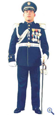 Парадная униформа №1 старших офицеров колумбийской армии для холодной погоды