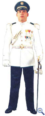 Парадная униформа №1 старших офицеров колумбийской армии для теплой погоды