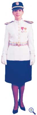 Парадная униформа женщин-военнослужащих колумбийской армии №1 для жаркой погоды