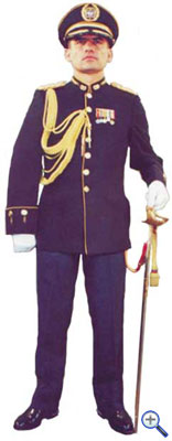 Парадная униформа генералов колумбийской армии для служебных мероприятий