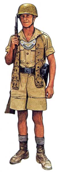 германский парашютист в тропической униформе