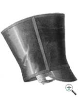 Гусарский кивер в чехле.