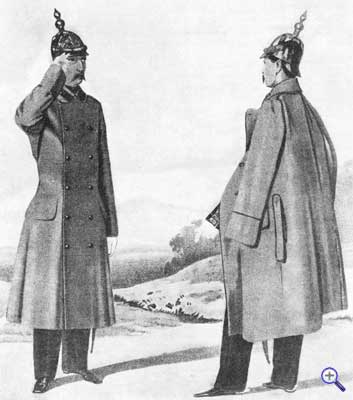 Офицер и генерал (справа) в плащях, 1855 год.