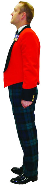 Униформа для приемов № 10В WO (уоррент-офицера) и SNCO (старшего унтер-офицера) Королевского полка Шотландии (Royal Regiment of Scotland). 