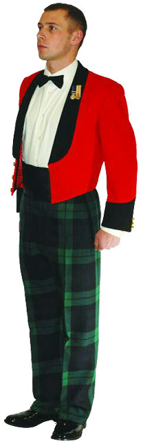 Капрал Королевского полка Шотландии (Royal Regiment of Scotland) в униформе для приемов № 10В.